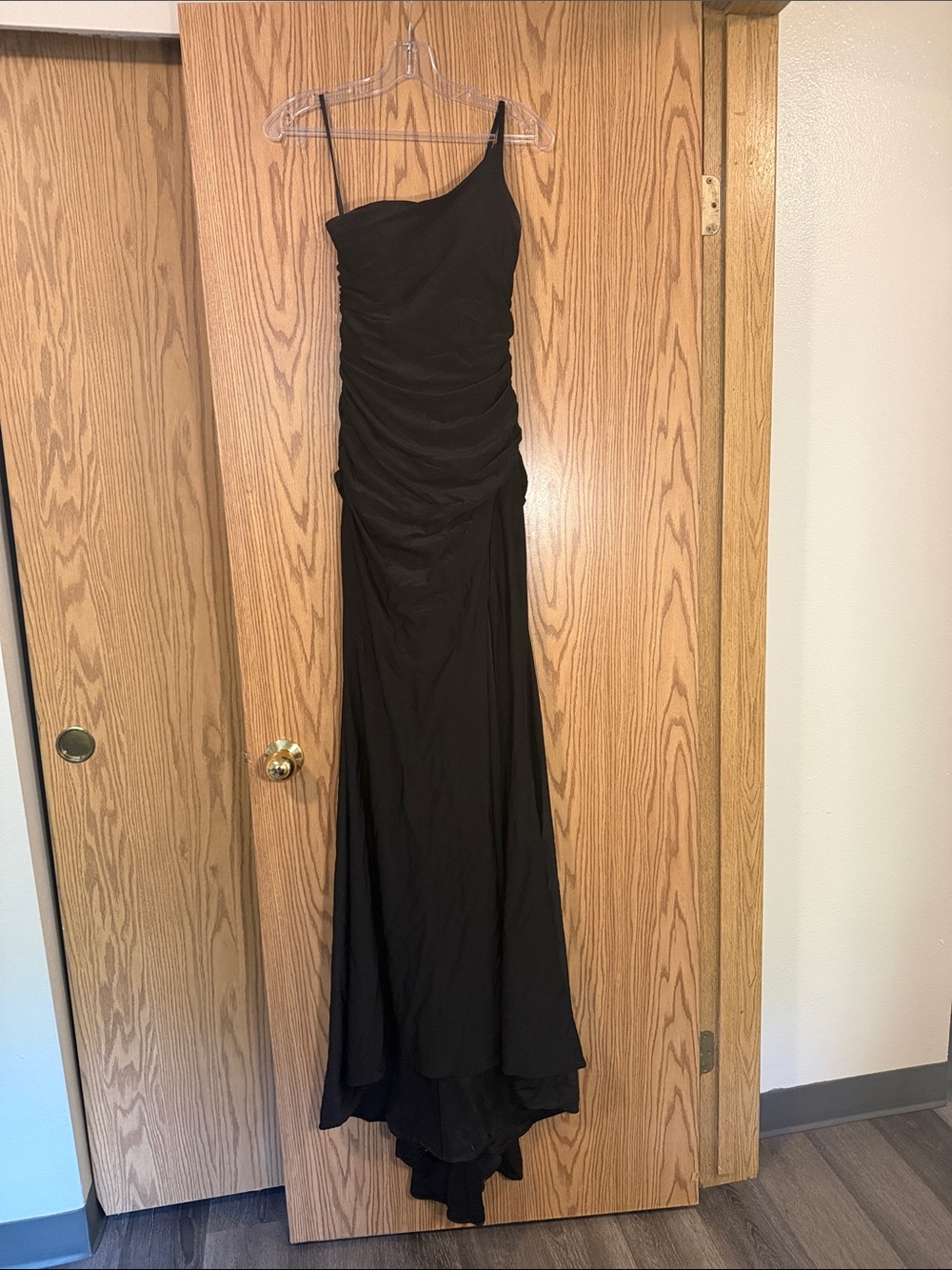 Black One-Shoulder Evening Gown w/ Leg Slit